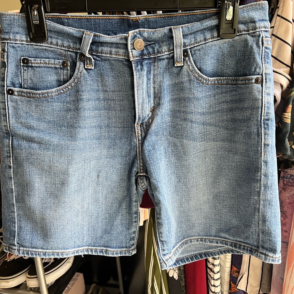 Women’s Levi’s size 26